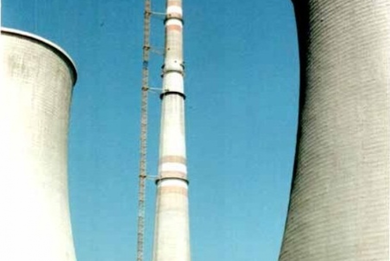 Generálna oprava 300 m komína EVO I, Vojany