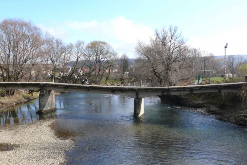 Most pre peších, Družstevná pri Hornáde