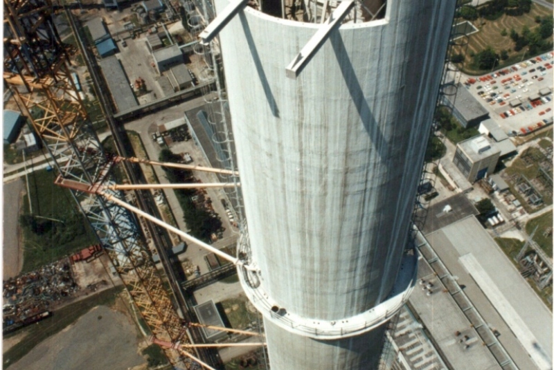 Generálna oprava 300 m komína EVO I, Vojany